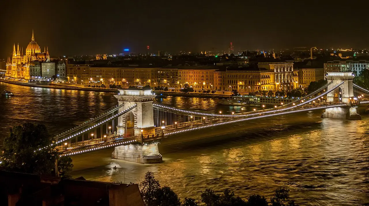 Puente de las Cadenas