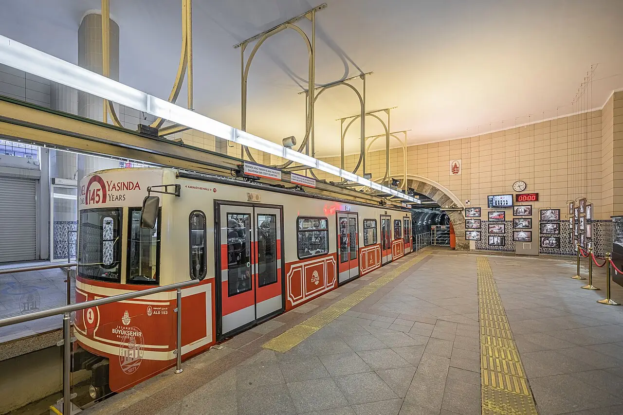 El Tünel