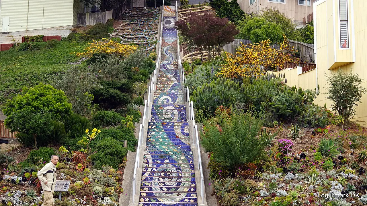 Escalera de la Avenida 16